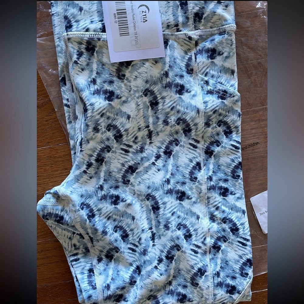 Zyia Active pocket criterion leggings